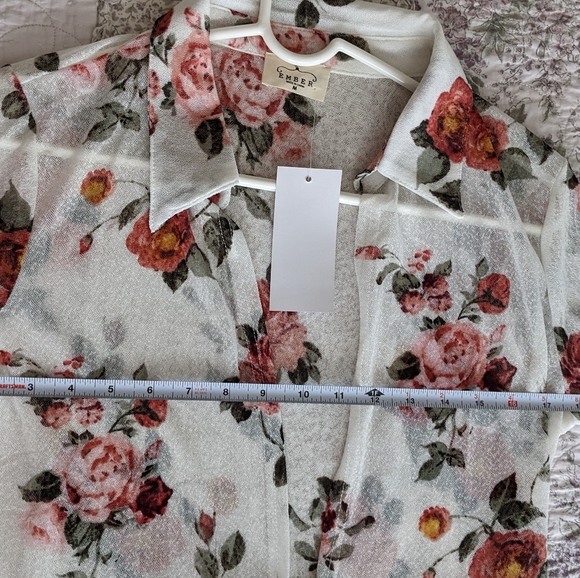 🔴SOLD🔴Vintage Chiffon Poet Sleeve Dressing Gown Size M - Picture 9 of 15